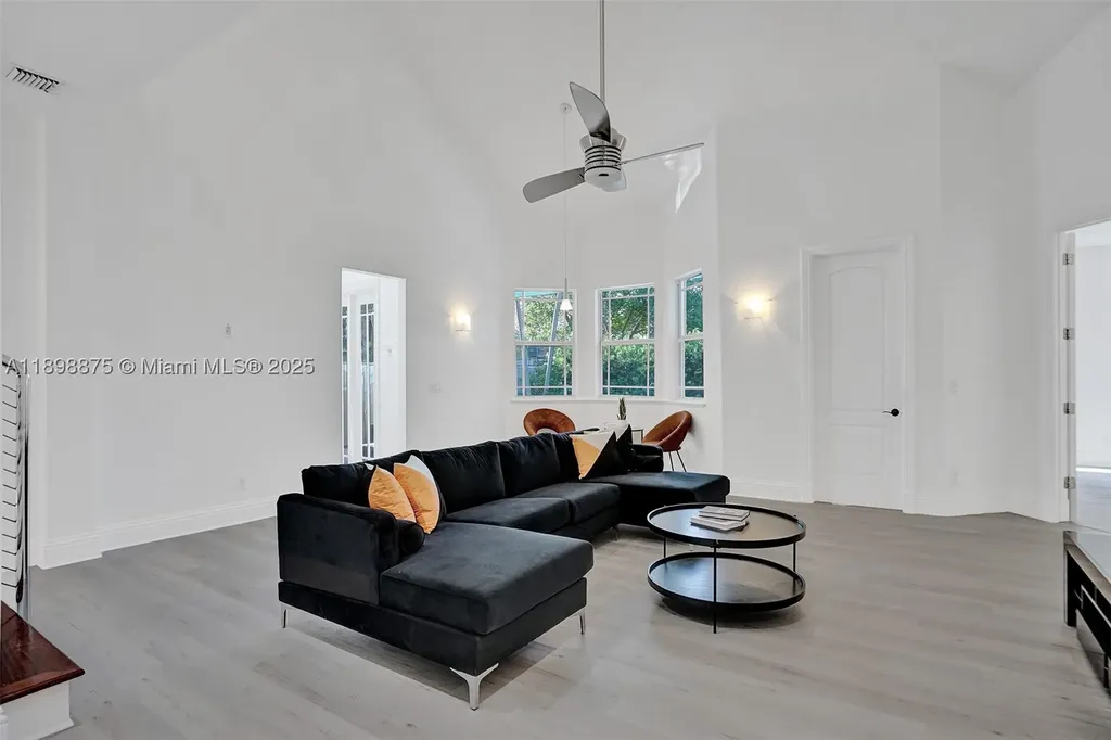 1207 SW 21st Street Fort Lauderdale FL 33315