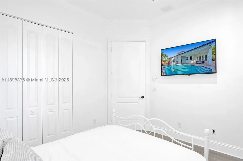 1207 SW 21st Street Fort Lauderdale FL 33315