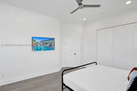 1207 SW 21st Street Fort Lauderdale FL 33315