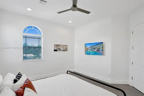 1207 SW 21st Street Fort Lauderdale FL 33315