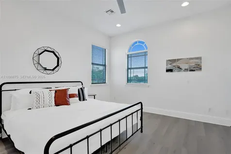 1207 SW 21st Street Fort Lauderdale FL 33315