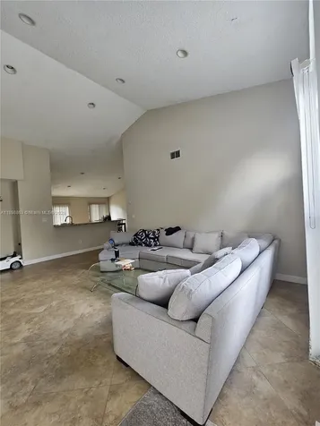 8660 SW 14th Street Pembroke Pines FL 33025