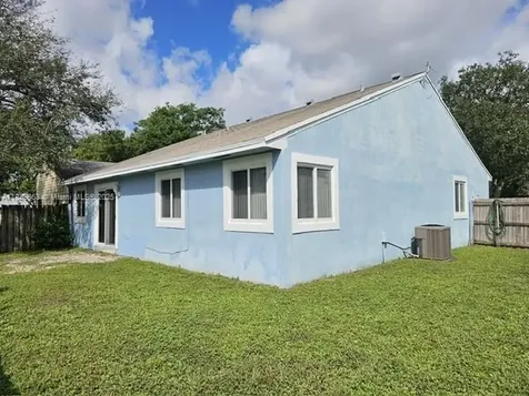 8660 SW 14th Street Pembroke Pines FL 33025