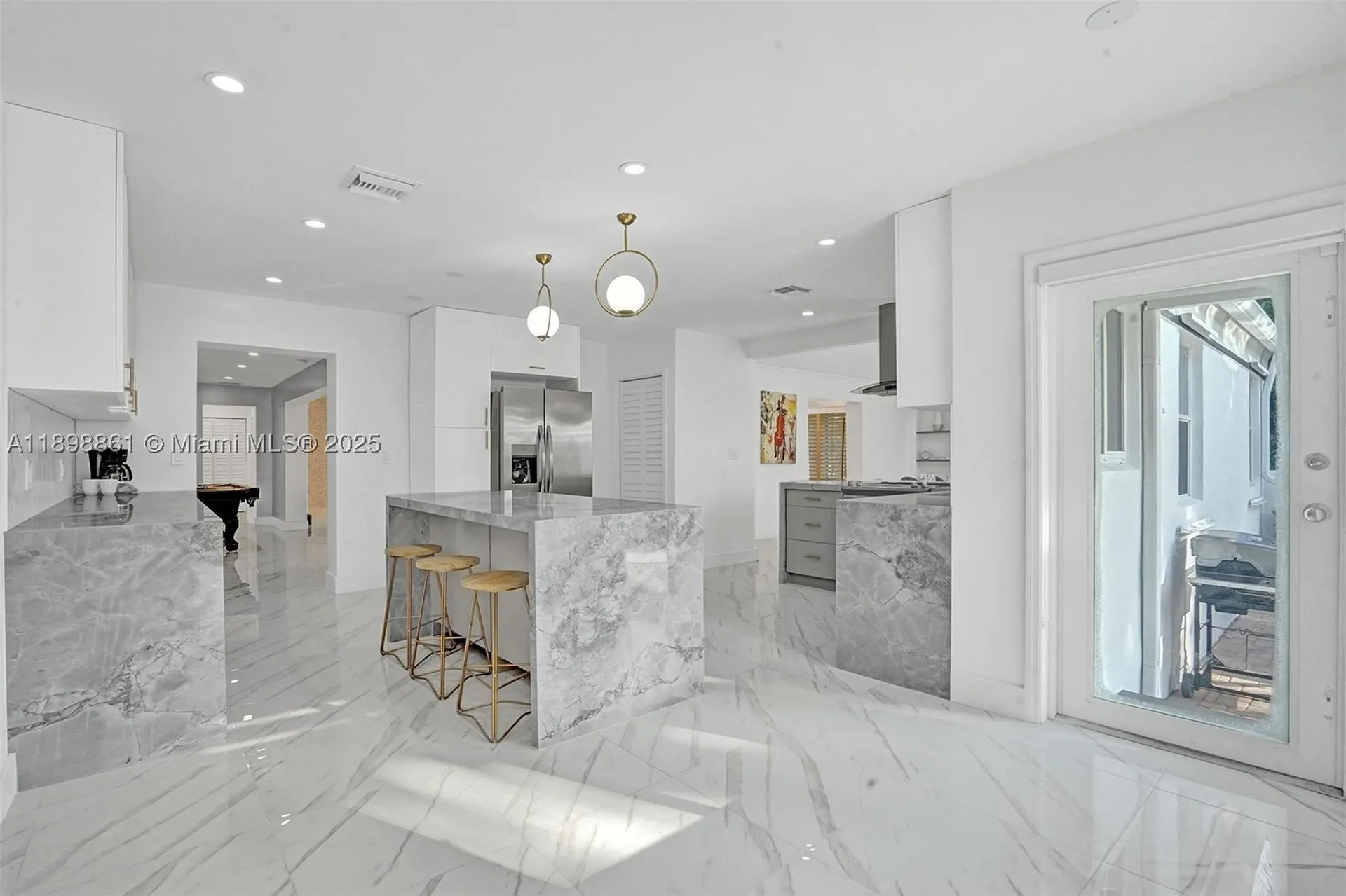 725 Harrison Street Hollywood FL 33019