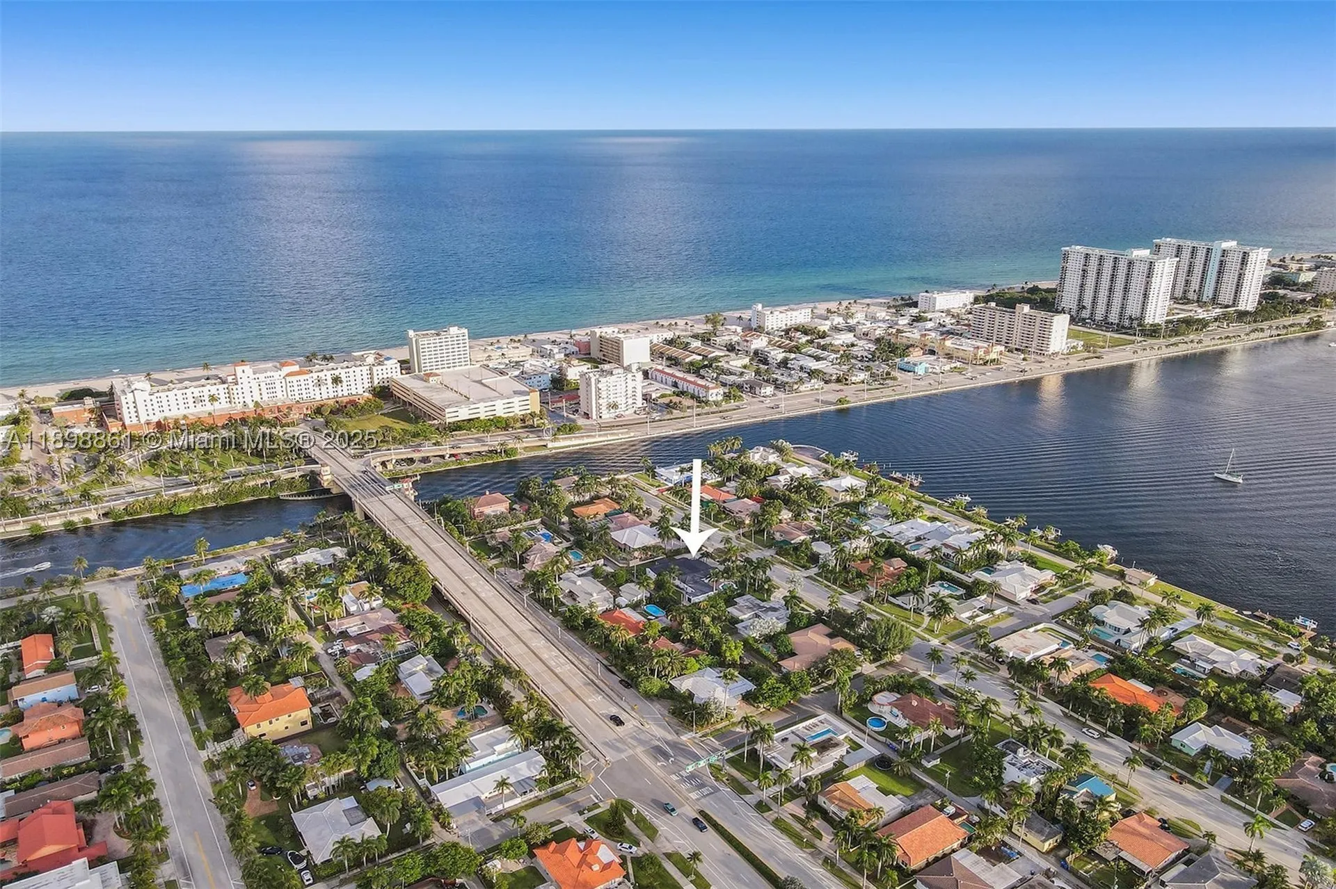 725 Harrison Street Hollywood FL 33019
