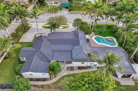 725 Harrison Street Hollywood FL 33019