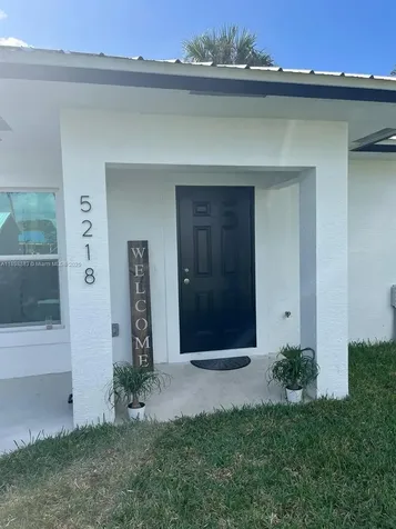 5218 SE 43 Street Okeechobee FL 34974