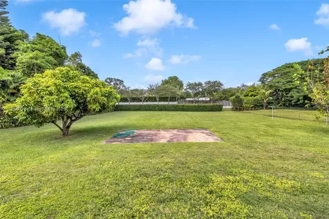 6820 SW 71st Court Miami FL 33143