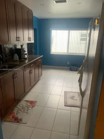 4249 NW 50th Terrace Lauderdale Lakes FL 33319