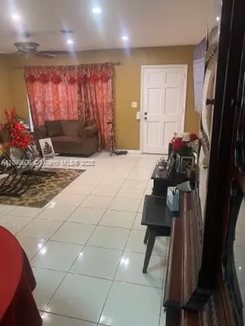 4249 NW 50th Terrace Lauderdale Lakes FL 33319