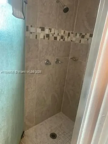 4249 NW 50th Terrace Lauderdale Lakes FL 33319