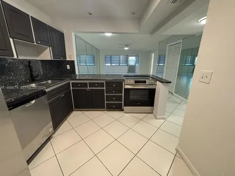 215 SE 3rd Avenue Hallandale Beach FL 33009