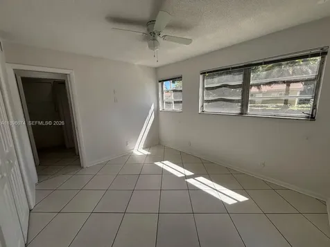 215 SE 3rd Avenue Hallandale Beach FL 33009