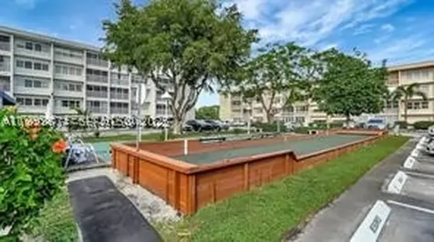 215 SE 3rd Avenue Hallandale Beach FL 33009