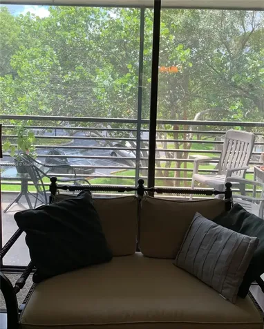 900 Colony Point Circle Pembroke Pines FL 33026
