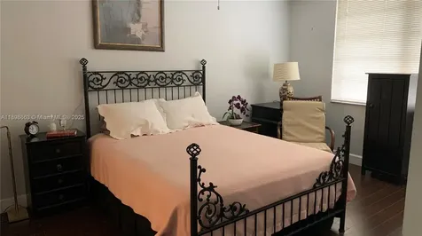 900 Colony Point Circle Pembroke Pines FL 33026