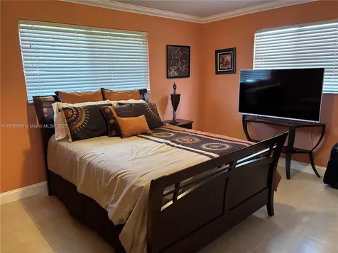 4812 Van Buren Street Hollywood FL 33021