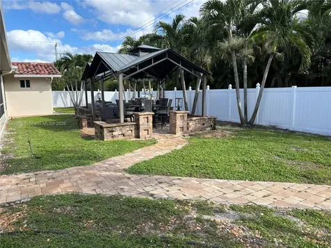 4812 Van Buren Street Hollywood FL 33021