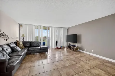 3821 Environ Boulevard Lauderhill FL 33319