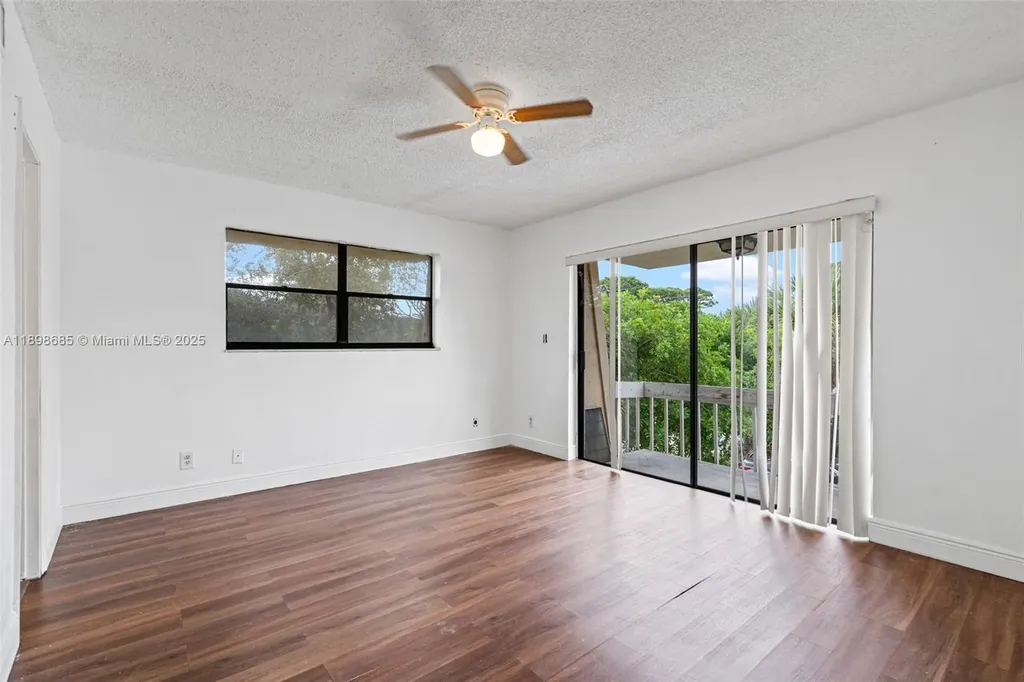 941 SW 20th Court Delray Beach FL 33445