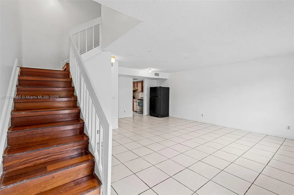 941 SW 20th Court Delray Beach FL 33445