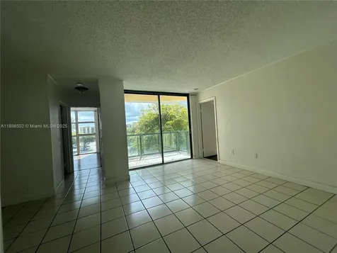 11780 SW 18th Street Miami FL 33175