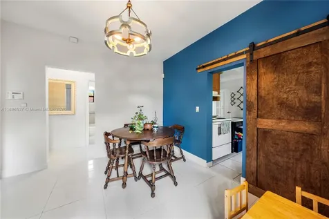 472 NE 130th Street North Miami FL 33161