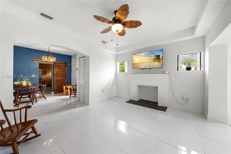 472 NE 130th Street North Miami FL 33161