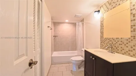 4135 NW 88th Avenue Coral Springs FL 33065