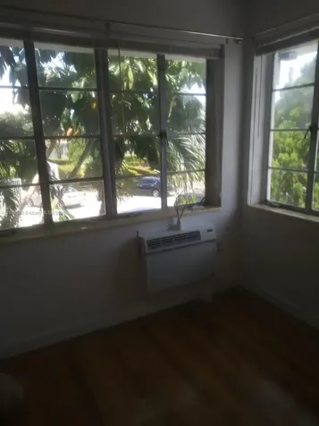 7420 Carlyle Avenue Miami Beach FL 33141