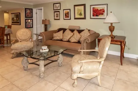 16200 Golf Club Road Weston FL 33326