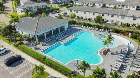 2647 SE 8 Court Homestead FL 33035