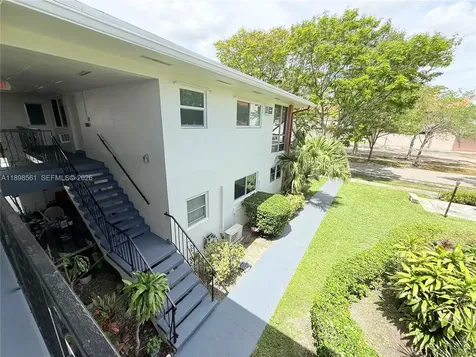 3600 Harrison Street Hollywood FL 33021