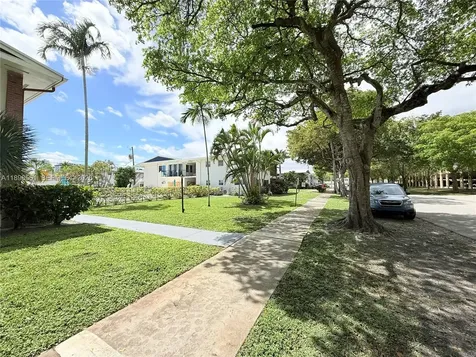 3600 Harrison Street Hollywood FL 33021