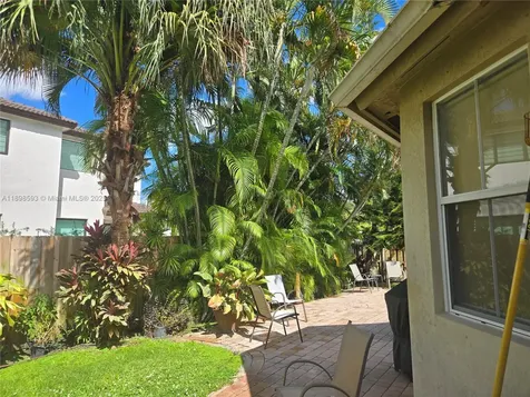 11141 NW 77th Terrace Doral FL 33178