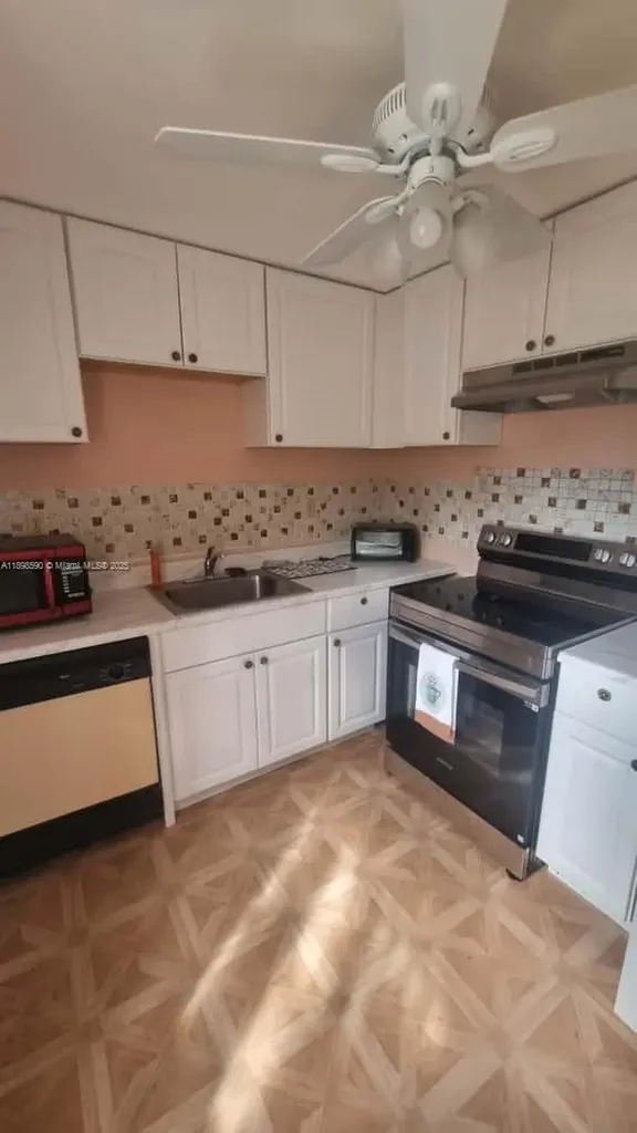 176 Piedmont D Delray Beach FL 33484