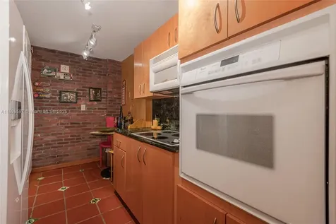 1865 79th Street Causeway North Bay Village FL 33141