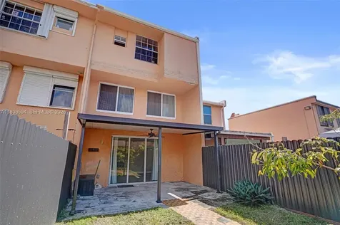 4350 W 11th Court Hialeah FL 33012