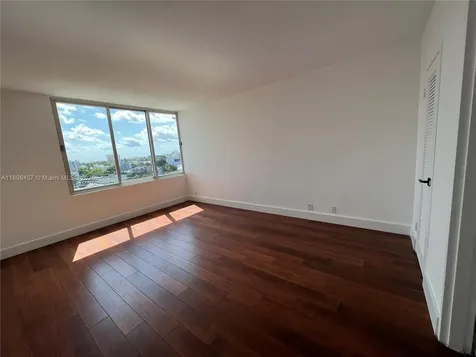 1000 West Avenue Miami Beach FL 33139