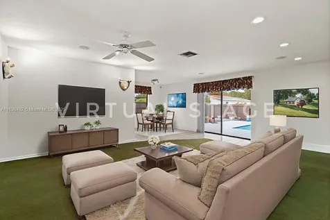 9817 SW 194th Street Cutler Bay FL 33157