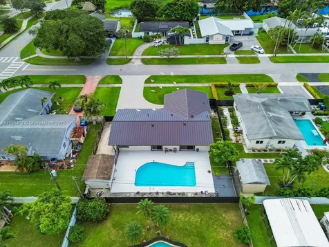 9817 SW 194th Street Cutler Bay FL 33157