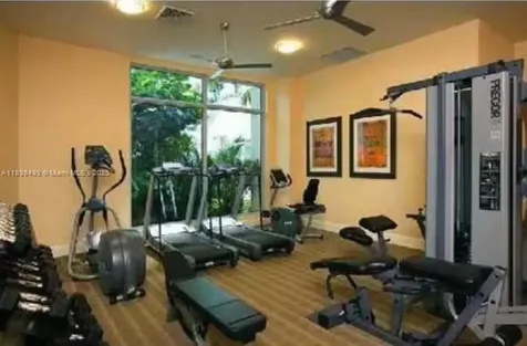 Hollywood FL 33020