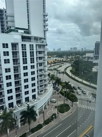 Hollywood FL 33020