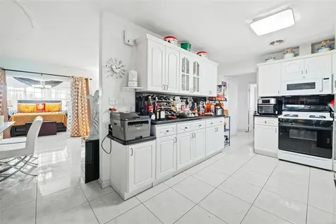 100 E 37th Street Hialeah FL 33013