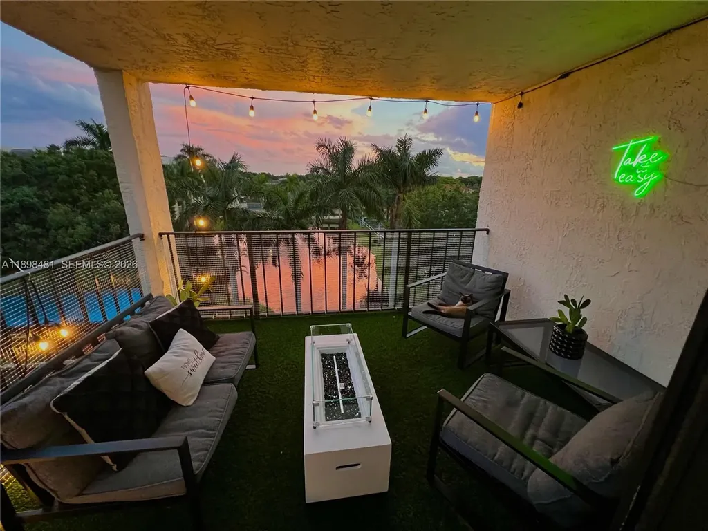 6190 Woodlands Boulevard Tamarac FL 33319