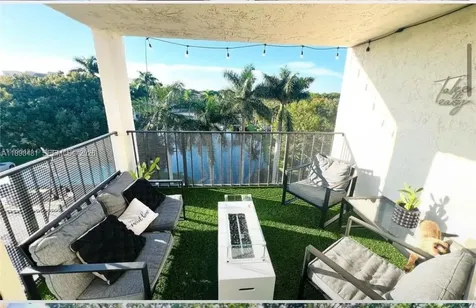 6190 Woodlands Boulevard Tamarac FL 33319