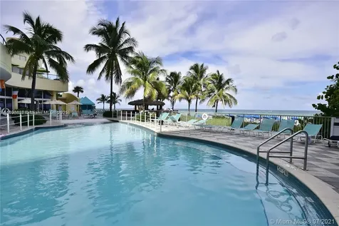 17375 Collins Avenue Sunny Isles Beach FL 33160