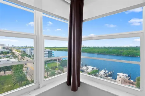 3111 N Ocean Drive Hollywood FL 33019