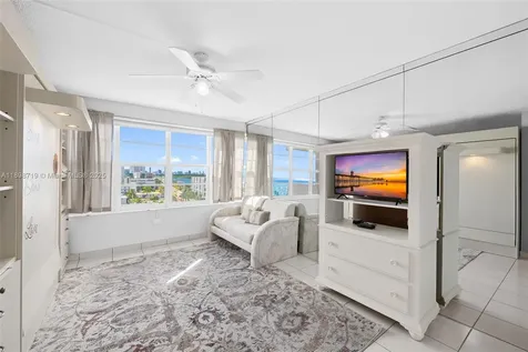 3111 N Ocean Drive Hollywood FL 33019