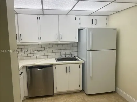 1000 Parkview Drive Hallandale Beach FL 33009